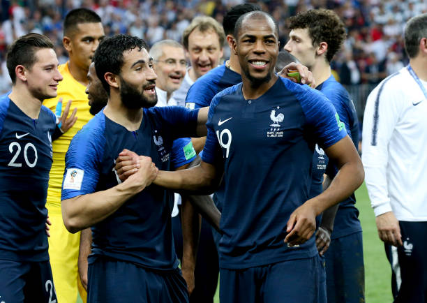 关注和讨论 关注和讨论